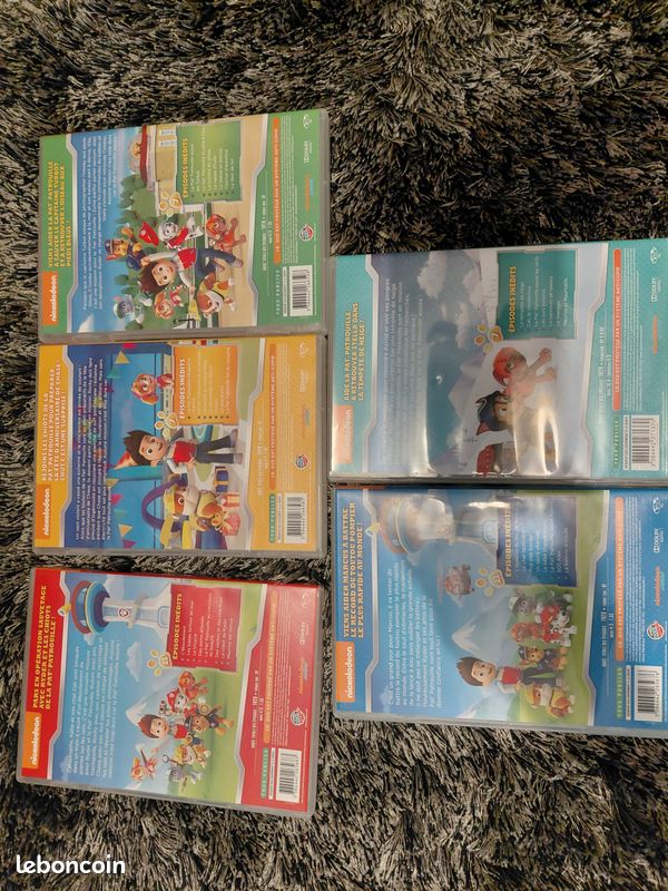 LOT de 5 DVD Pat Patrouille- Très bon état ( super pompier, mission neige, au secour du capitaine, l'anniversaire surprise, sauvetage express ) (image 4)