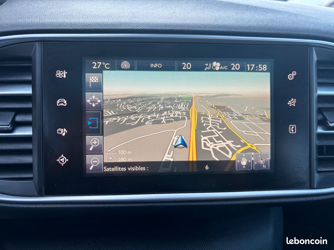 PEUGEOT 308 SW 1.6 HDi 120ch ALLURE / GPS / Caméra / Bluetooth / Toit panoramique / 2016 / 228 946kms (image 8)