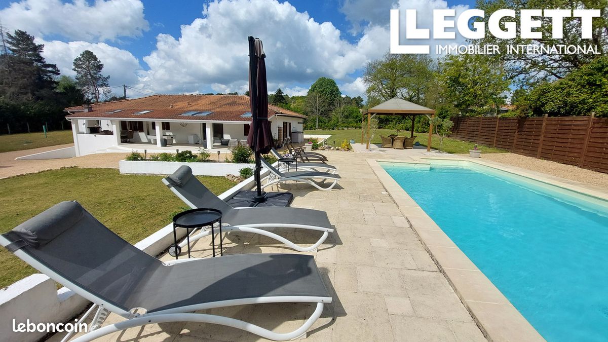 Maison 9 pièces 175 m² - Sers 16410 (image principale 0)