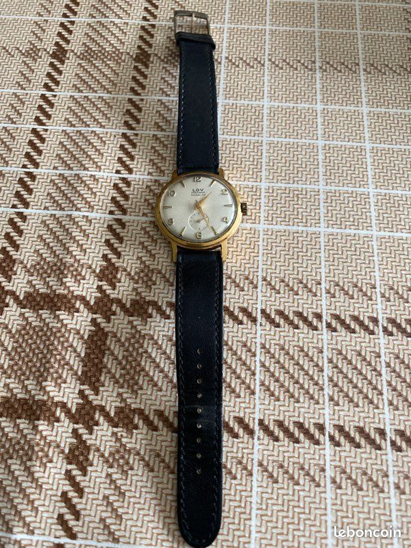 Montre Bracelet Vintage De Marque Lov - Ancien Modèle, Ne Fonctionne Pas, Pour Collection Ou Réparation