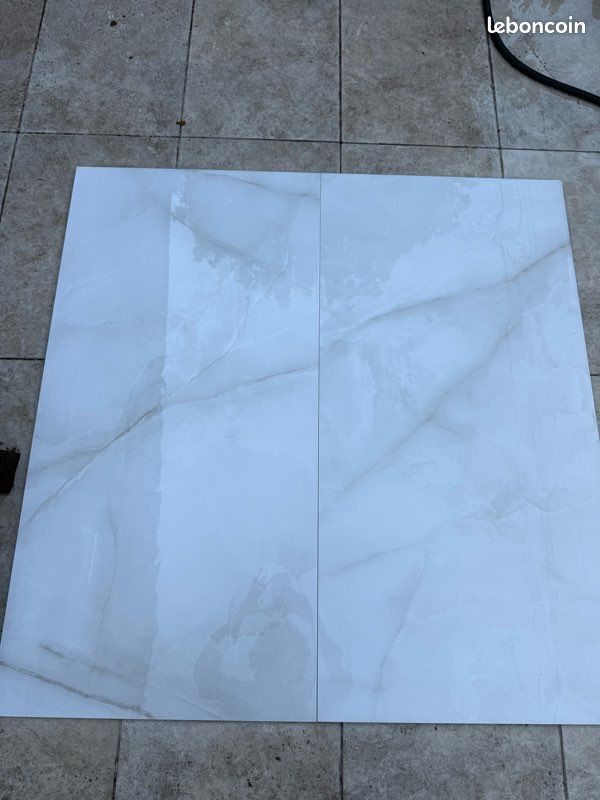 DÉSTOCKAGE CARRELAGE – 5 /m² – Plusieurs modèles (image 1)