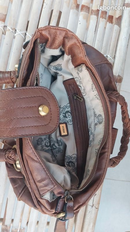 Sac cuir Guess véritable (image 3)