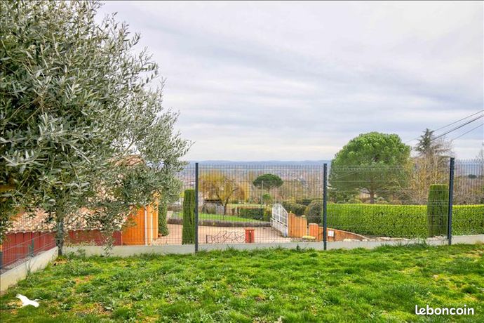 Maison 5 pièces 160 m²