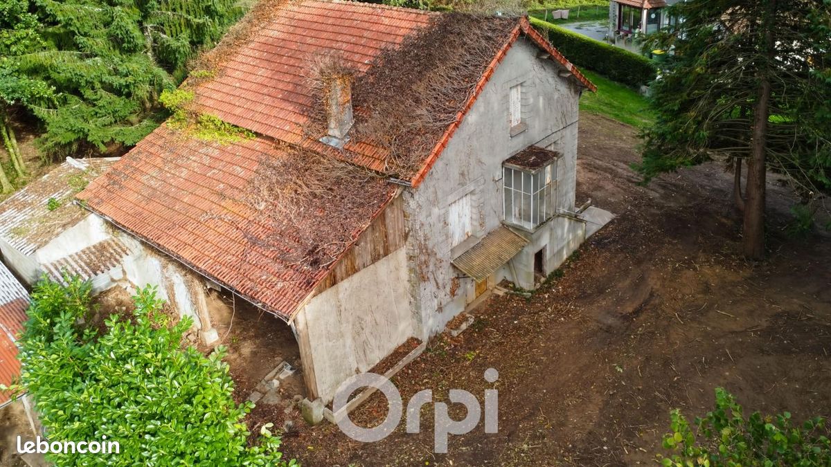 Maison 3 pièces 59 m² · à La Jonchère-Saint-Maurice · 59 m² · 50 000 €
