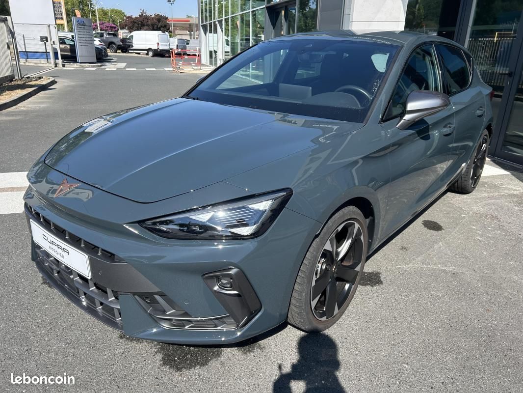Cupra Leon 1.5 eTSI Hybrid 150 ch DSG7 V (image 3)