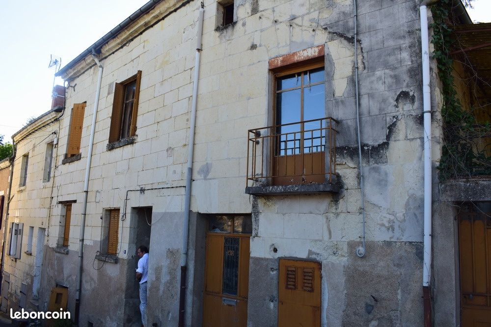 Maison 5 pièces 130 m² · à Chinon · 130 m² · 70 000 €