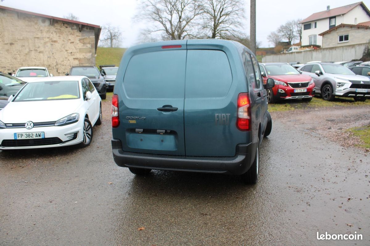 Fiat DOBLO AFFAIRE "5 PLACES" XL HDI 100 CV GPS VIA CAMÉRA FULL LED I-COKPIT TVA=19875E HT (image 2)