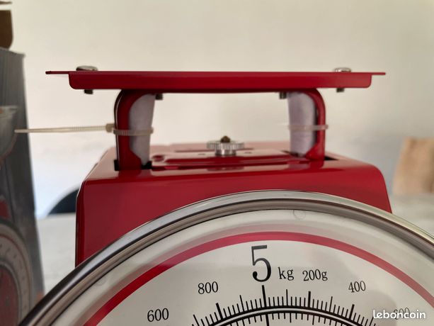 Balance en fonte vintage 5kg sur Gens de Confiance