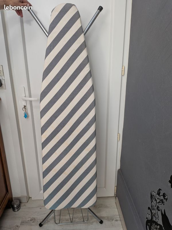 Table a repasser (image 1)