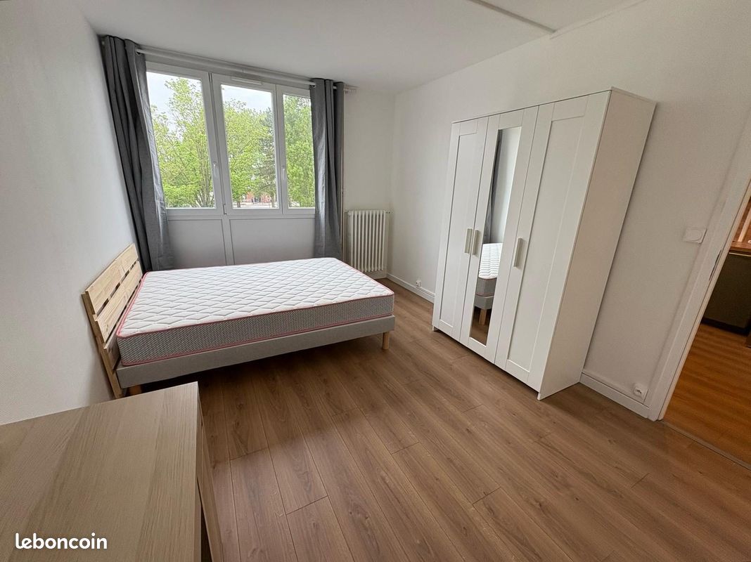 Appartement 1 pièce 13 m² · à Amiens · 13 m² · 395 €