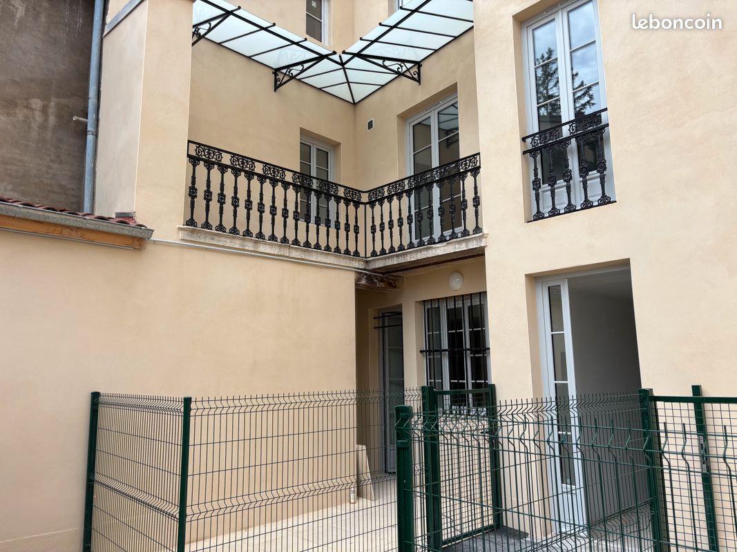 Appartement 1 pièce 32 m² · à Bourg-en-Bresse · 32 m² · 424 €/mois