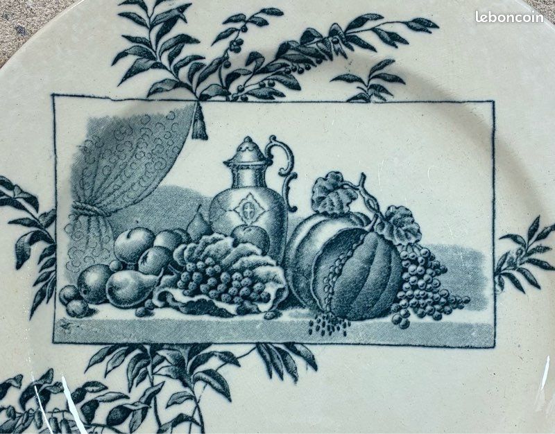 đ 3 grandes assiettes terre de fer Ernest Cognacq : la collection complĂšte, plus que centenaires des 3 motifs diffĂ©rents : poisson, gibier et fruits pour une superbe dĂ©coration (image 8)