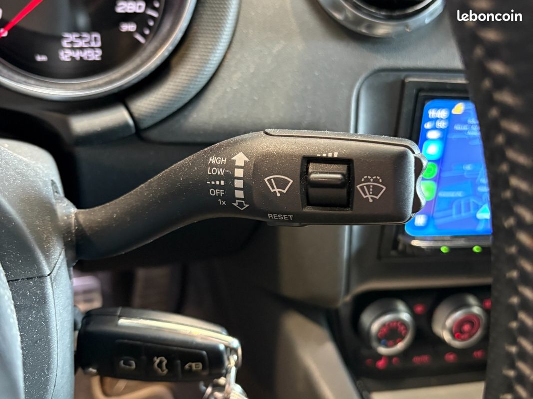 AUDI TT RS COUPE 2.5 TFSI 340 Quattro / BOSE / SIEGE CHAUFFANT / APPLE CARPLAY / ETAT IRREPROCHABLE (image 16)