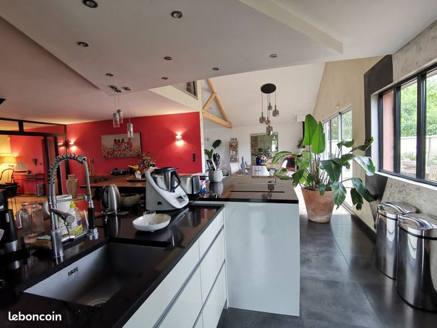Maison 8 pièces 190 m² — 3