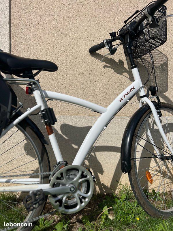 Vélo adulte + siège enfant + panier + béquille (image 13)