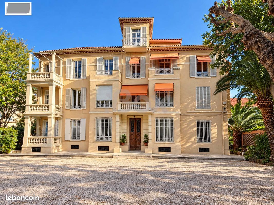 Appartement 4 pièces 110 m² · à Toulon · 110 m² · 690 000 €