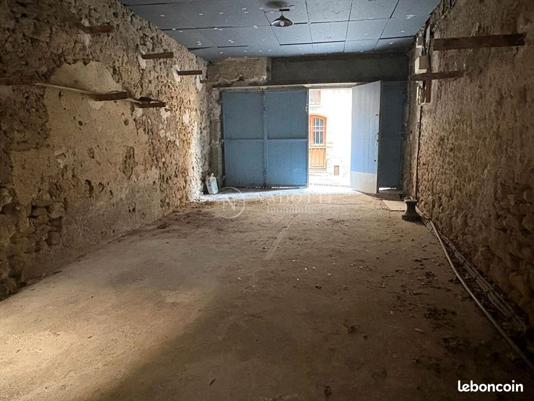 Maison 6 pièces 170 m² · à Lauris · 170 m² · 285 000 €