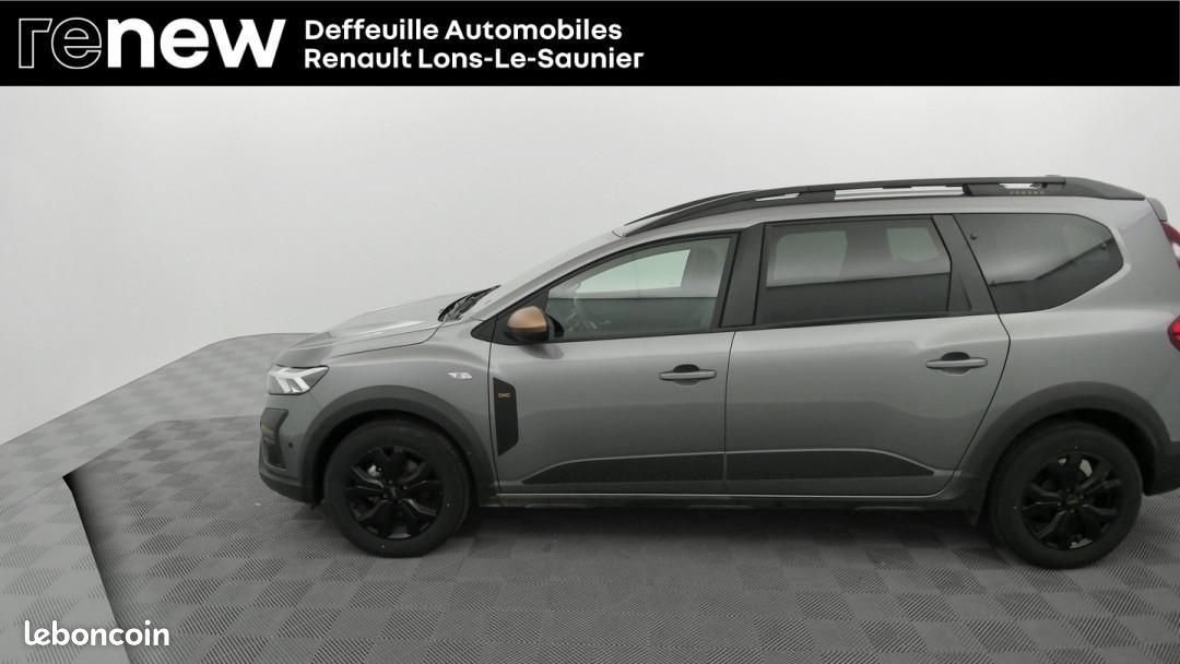 Dacia Jogger TCe 110 7 pl Extreme (image 5)
