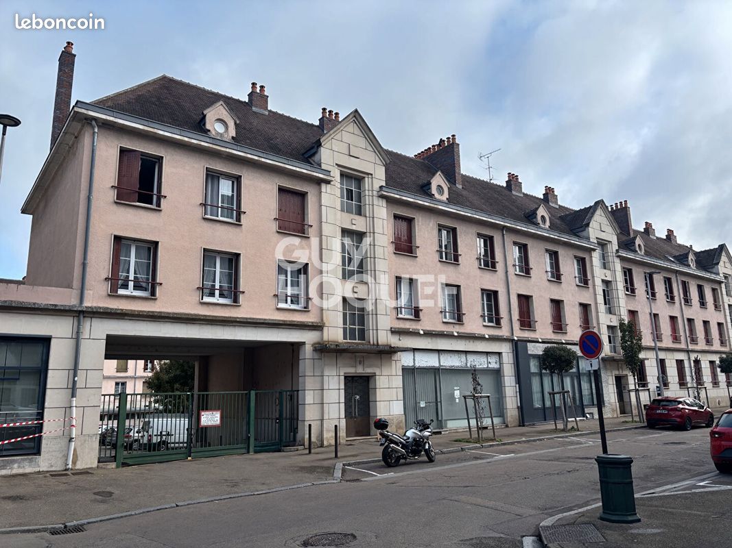 Appartement 3 pièces 67 m² · à Auxerre · 67 m² · 98 000 €