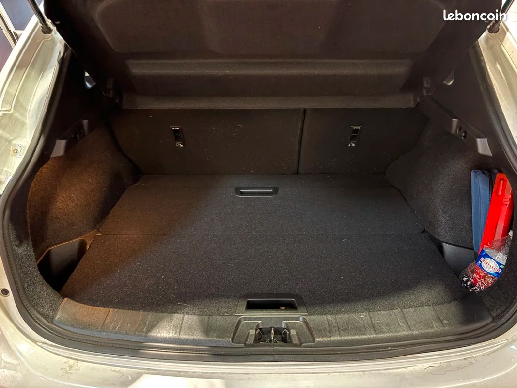 NISSAN QASHQAI 1.6 dCi 130 Stop/Start Tekna - excellent état - 86 000 km - intérieur cuir (image 12)
