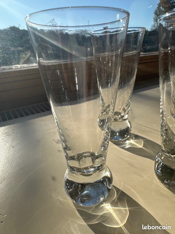 6 flûtes à Champagne (image 1)