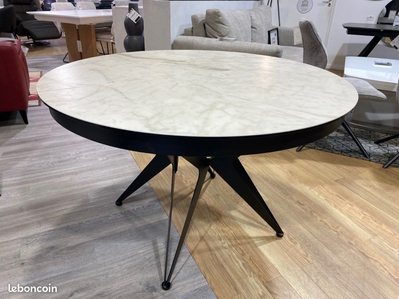 Table ronde avec rallonge, placage acajou | Selency