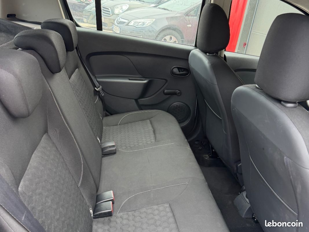 DACIA SANDERO 1.5 dCi 90 FAP Lauréate (image 14)