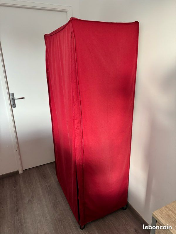 Armoire penderie en tissu rouge – 175 x 75 x 51 cm (image 2)