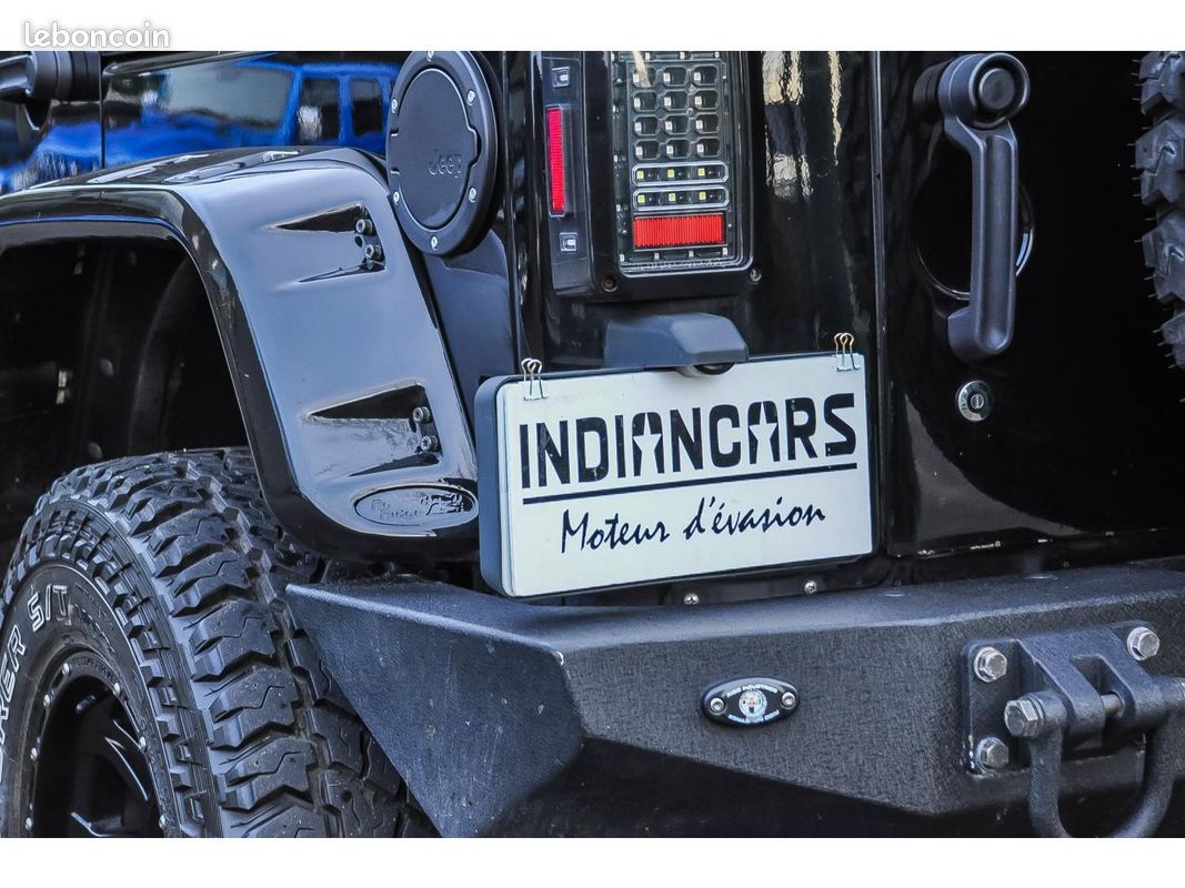 JEEP WRANGLER 3.6i - BVA 2016 Unlimited Sahara (image 15)
