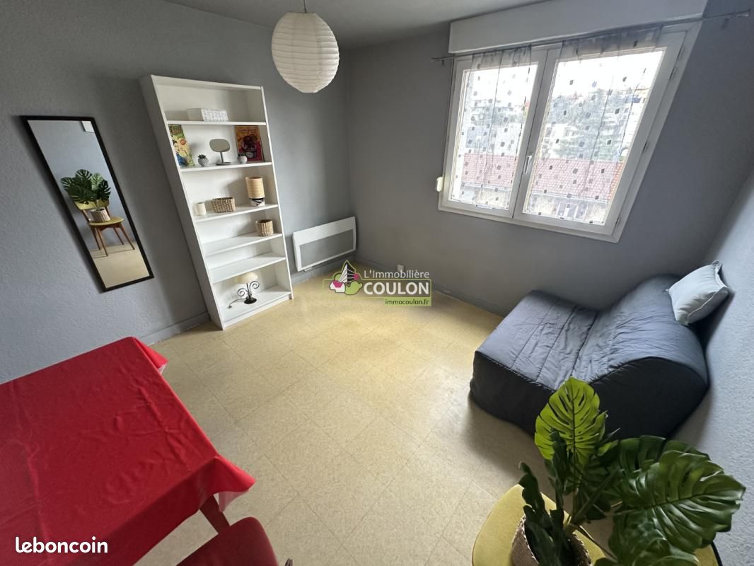 Appartement 1 pièce 20 m² · à Clermont-Ferrand · 20 m² · 420 €