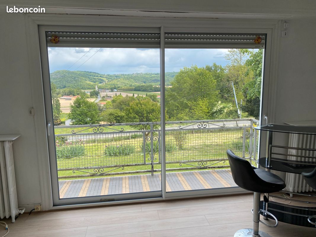 Maison à louer à Garlin - Garlin 64330 (image principale 1)