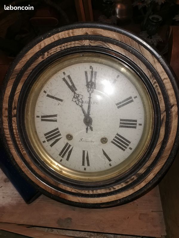 Œil de bœuf pendule ancienne (image 2)