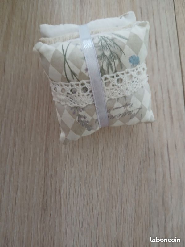 Decoration (image 7)