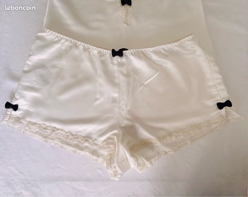 Shorty Darjeeling Simone Taille XL - Couleur Ivoire - Réf 07570S5 - Neuf Avec étiquettes