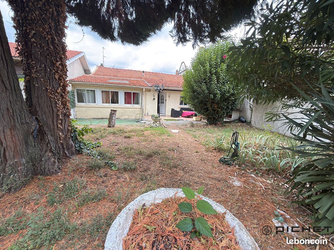 Maison 5 pièces 81 m² · à Mérignac · 81 m² · 339 000 €