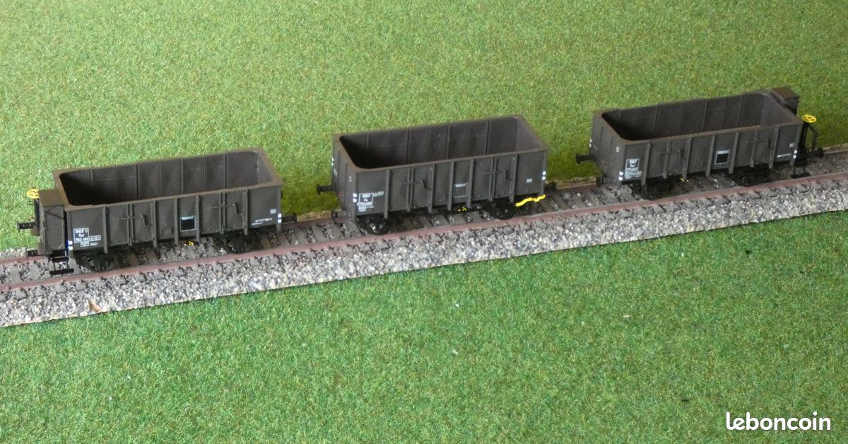 Wagon Tombereau OCEM 19 tôlé avec guérite Twf 770455 SNCF Ep.III B REE-MODELES REE-WB834