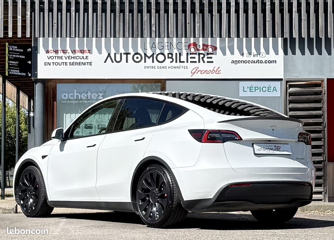 TESLA Model Y Dual Motor Performance AWD / Attelage (image 3)