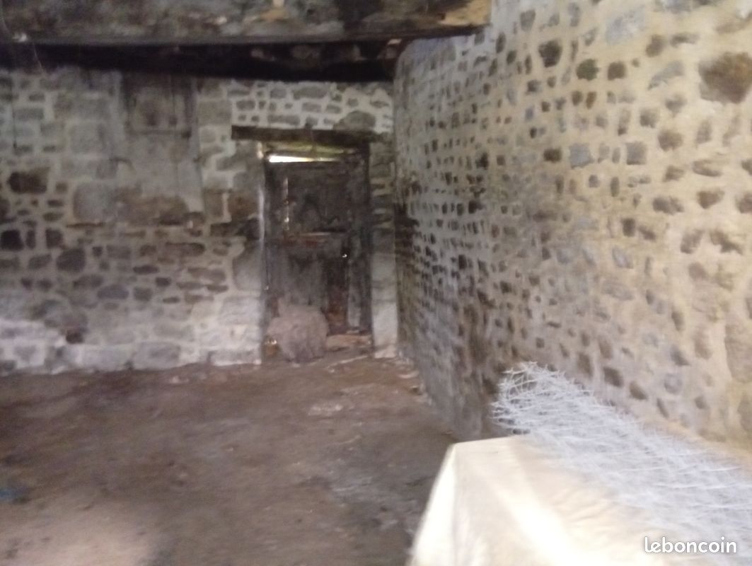 Maison 1 pièce 200 m² · à Noues de Sienne · 200 m² · 39 900 €