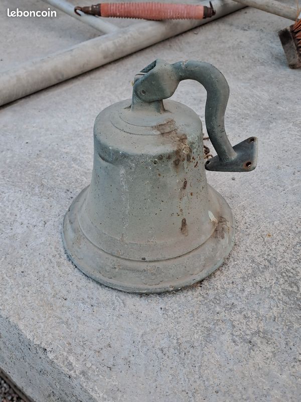 Vend cloche cuivre (image 1)