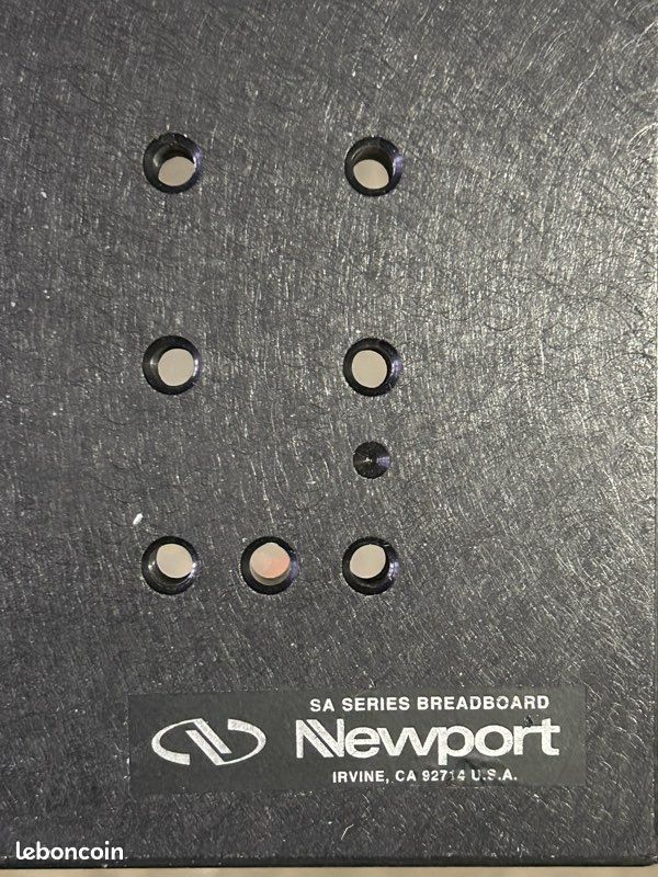 Plaque de laboratoire optique en aluminium Newport série SA 60cmx60cm (image 1)