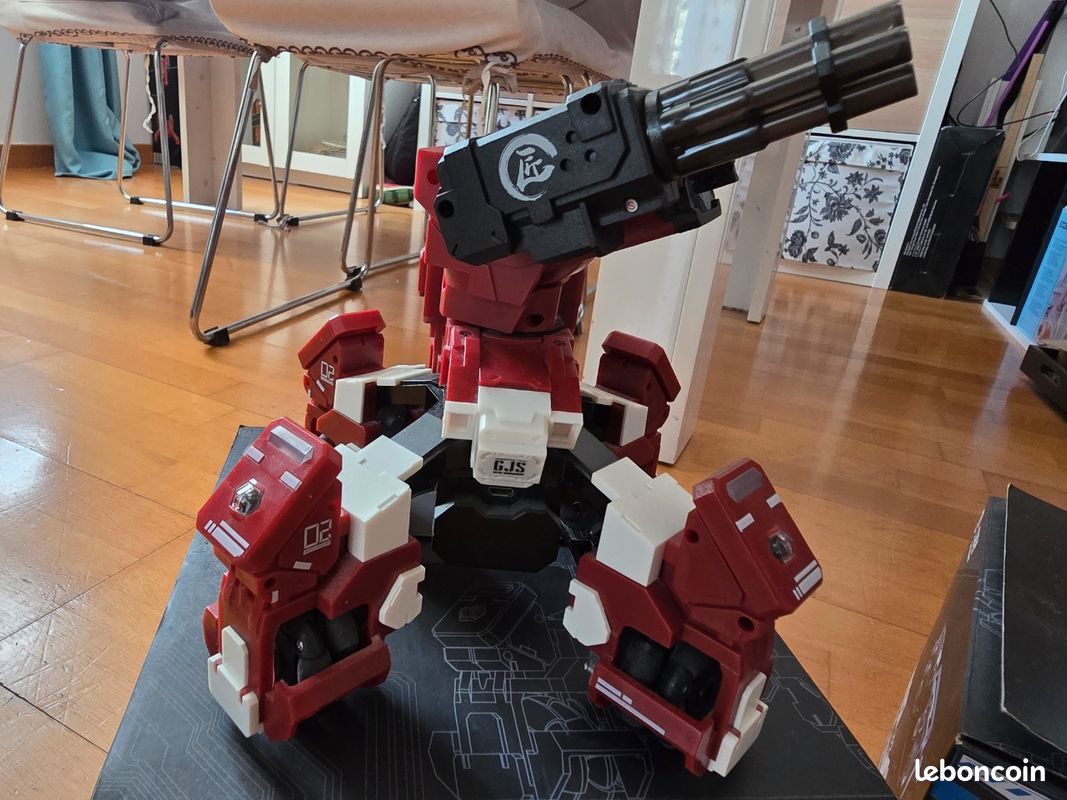 GEIO - Le robot de combat! - Insert Coin