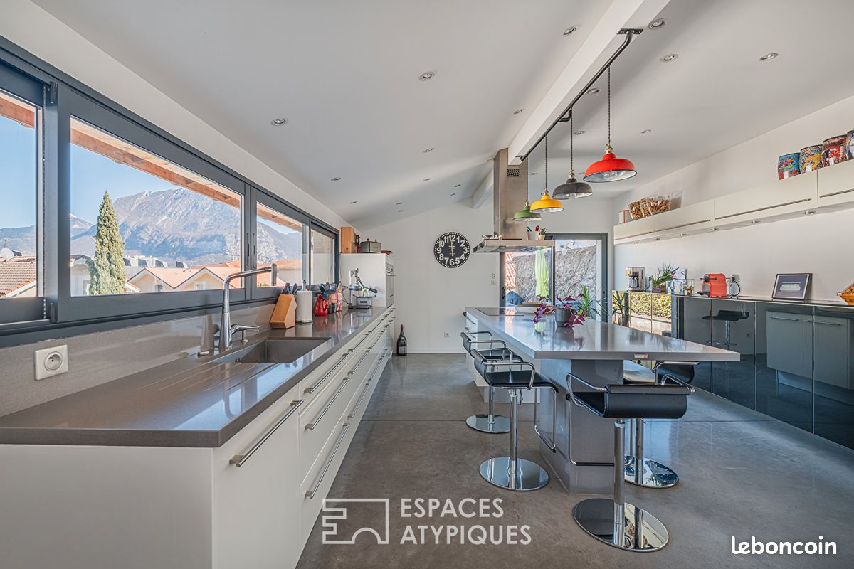 Maison 7 pièces 177 m² · à Fontaine · 177 m² · 430 000 €