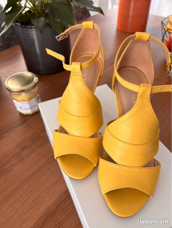 Heeled Sandale A Talon Jaune Moutarde Talon Haut Talons Jaune