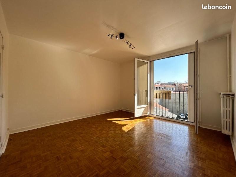 Appartement 2 pièces 43 m² · à Saint-Étienne · 43 m² · 535 €