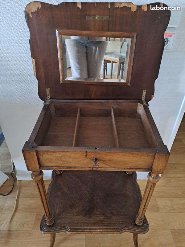 Coiffeuse ancienne (image 2)