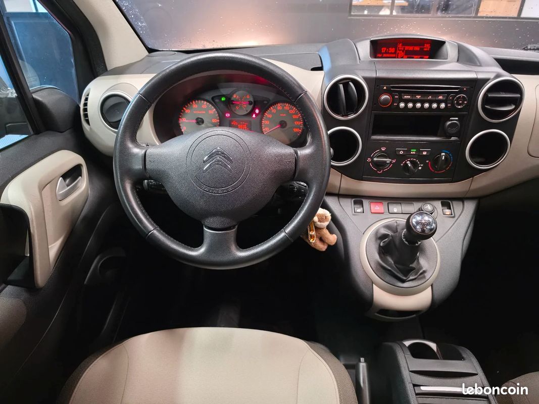 Citroën BERLINGO 1.6 VTI 120ch Exclusive - E85 (image 17)
