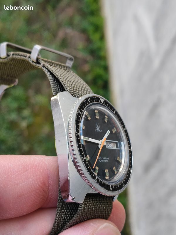 Montre Bracelet Yema Sous-marine Vintage - Réf. 55 18 52, Mécanique Manuelle, Boîtier Acier, Cadran Champagne