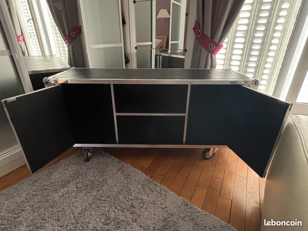 Meuble TV style Flight Case (image 2)