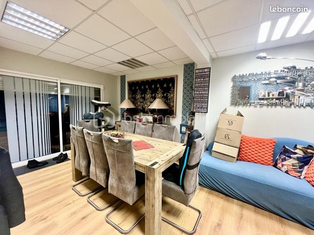 Maison 6 pièces 350 m²