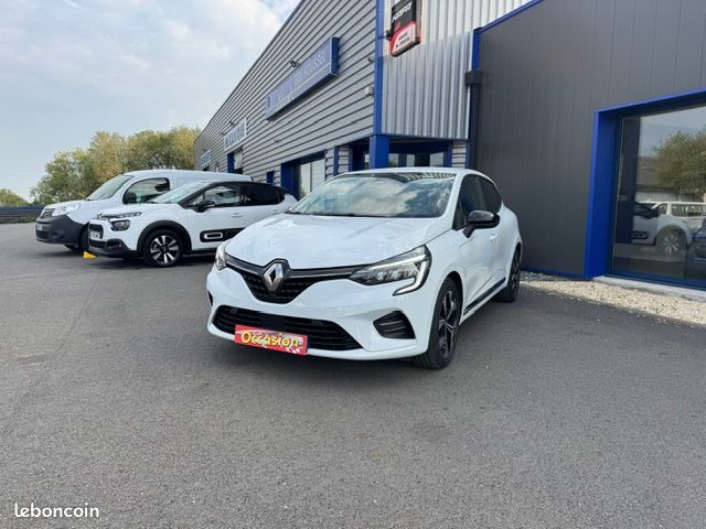 RENAULT Clio 5 Blue dCi 100 Evolution (image 1)